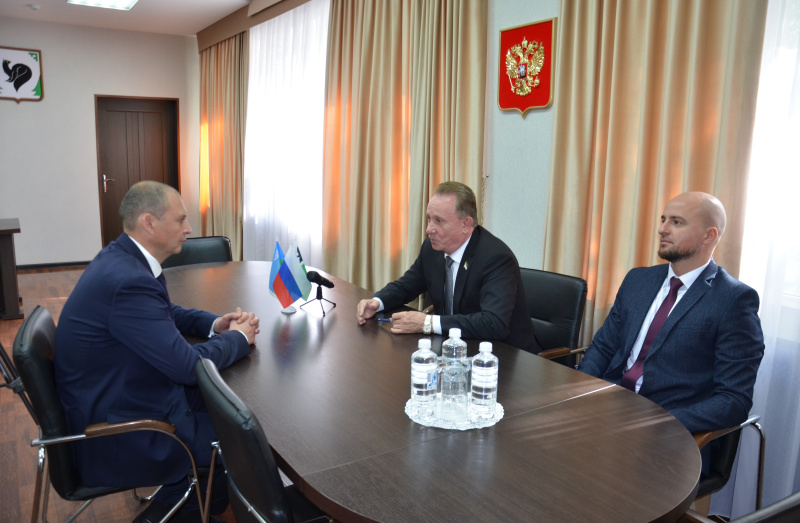 Между адмнистрацией города Мегиона и Нижневартовской ТПП подписано соглашение о сотрудничестве