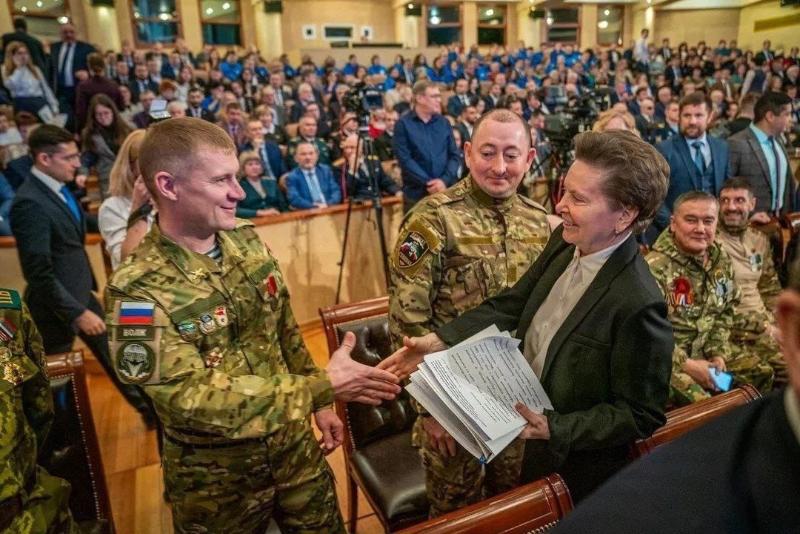Он сражается за Родину