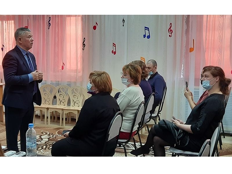 В Мегионе проходят встречи главы города с жителями