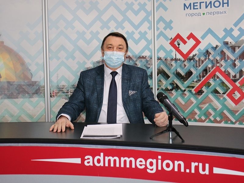 О вакцинации и количестве обращений за медицинской помощью