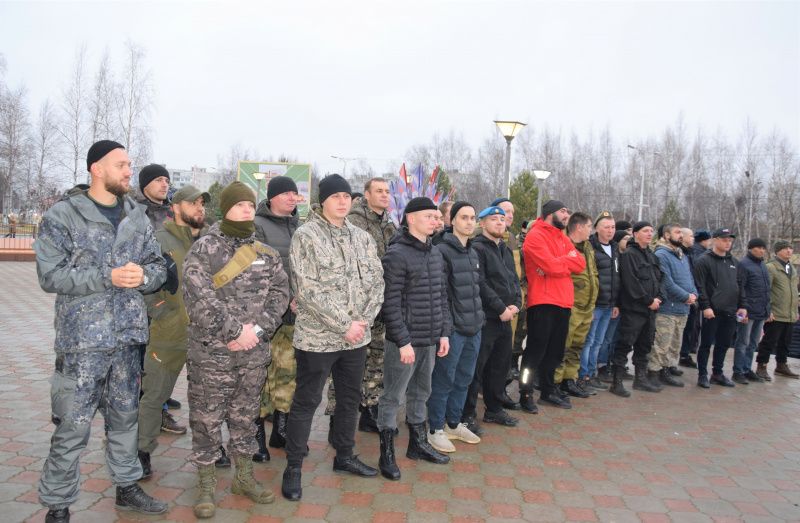 Возвращайтесь с победой, мы вас любим и будем очень ждать!