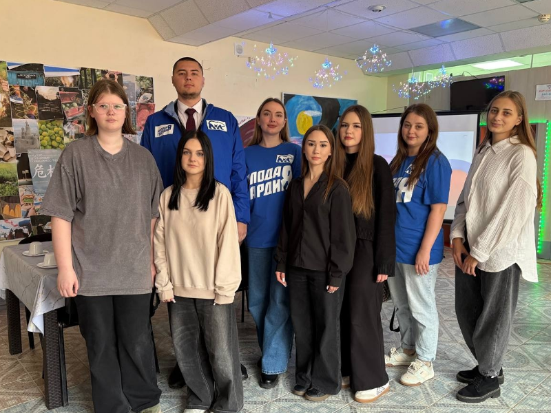 Молодая Гвардия Мегиона приняла участие в создании концепции нового молодежного парка