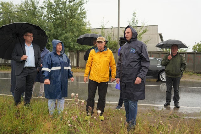 Алексей Петриченко проверил размещение безнадзорных животных в муниципальном приюте 