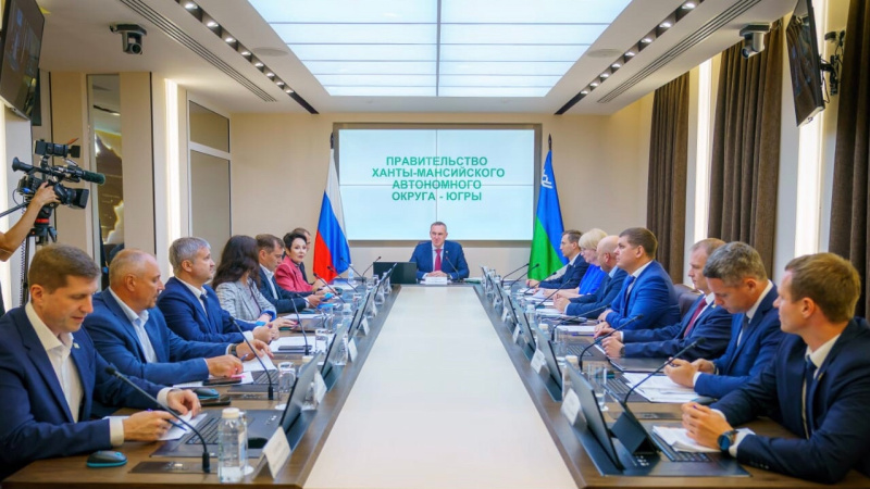 В Сургутском районе прошло выездное заседание правительства округа 