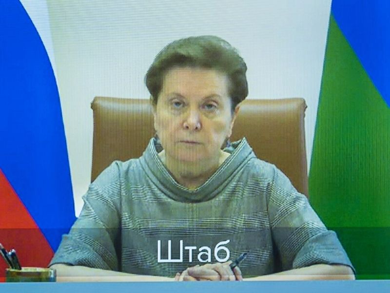 В Югре продляются введённые ранее ограничения в связи с COVID-19