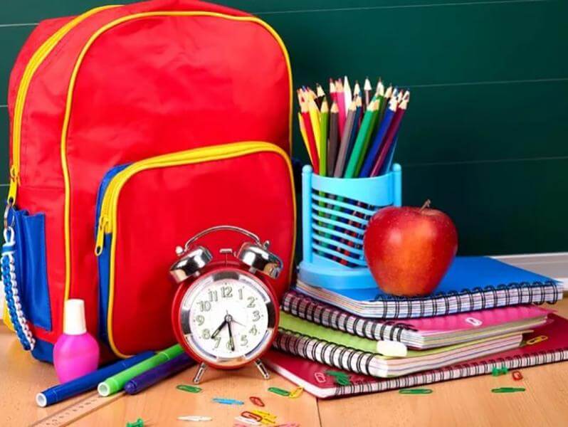 В Мегионе проходит ежегодная благотворительная акция «Собери ребенка в школу»