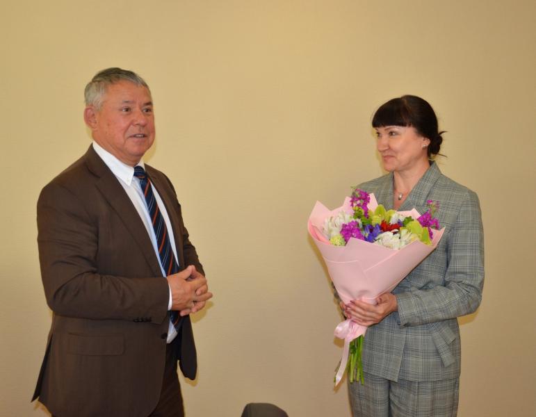 "Спасибо за ваш нелегкий труд, отзывчивость и чуткие сердца!"