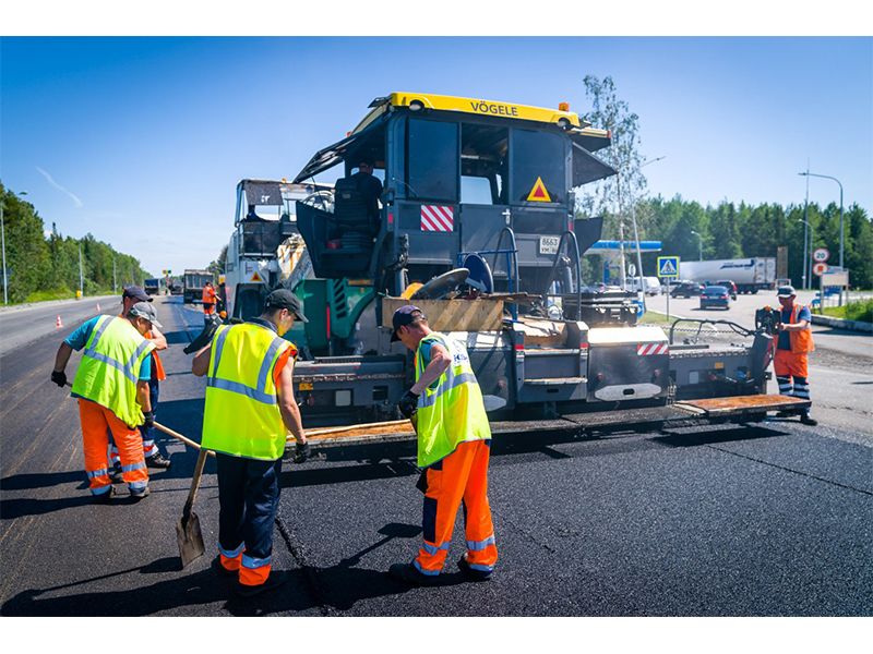 Более 211 километров трасс будет отремонтировано за год в Югре