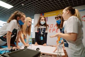 «Большая перемена»: региональный штаб волонтеров Югры открывает набор тим-лидеров в муниципальные команды