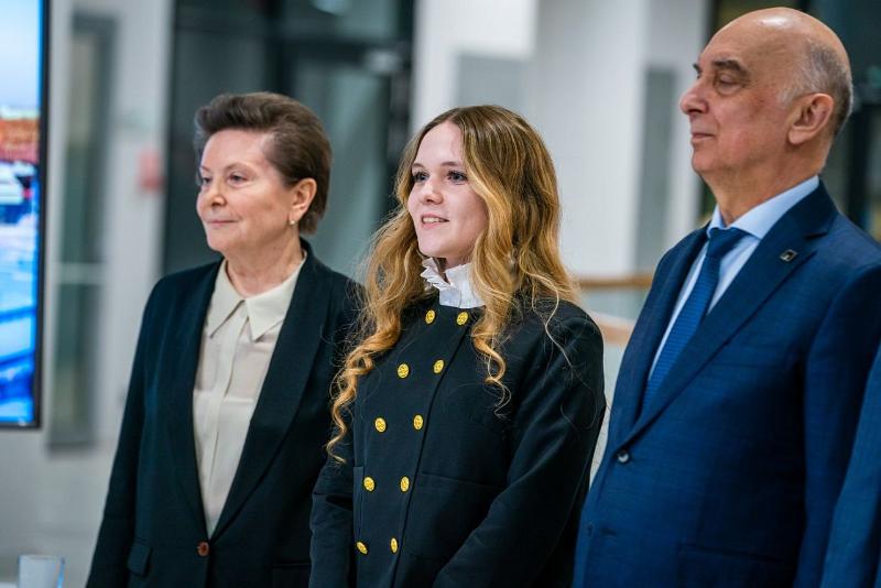 Студентка из Югры пригласила Владимира Путина в Ханты-Мансийский автономный округ