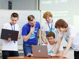 Мегионские старшеклассники представят Югру в финале турнира «Умножая таланты»