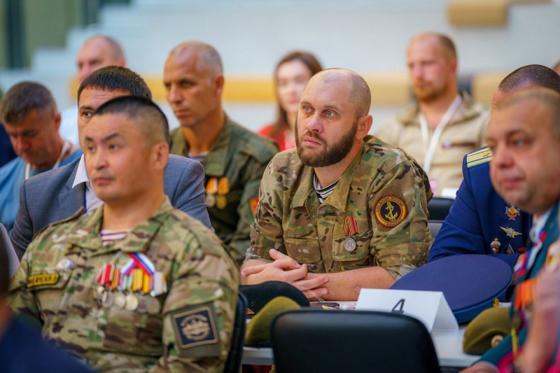 Участникам проекта «Герои Югры» рассказали о законодательных основах противодействия экстремизму