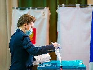 Наталья Комарова приняла участие в больших выборах