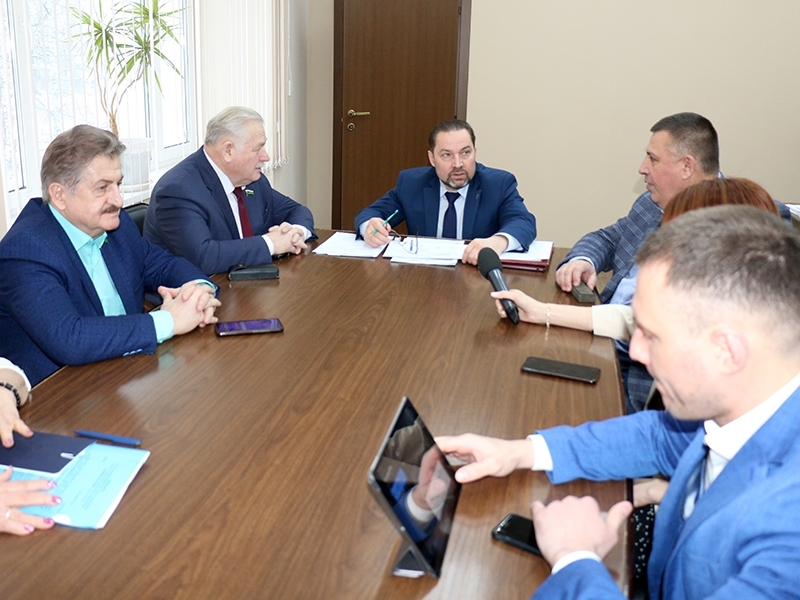 Строительство Комплексного центра социального обслуживания населения на контроле у депутатов