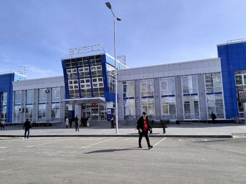 Партийный десант Единой России отметил удобство и комфорт нового вокзала в Нягани