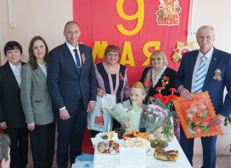 Ветерану Великой Отечественной войны Нине Петровне Парамоновой 95-лет! 