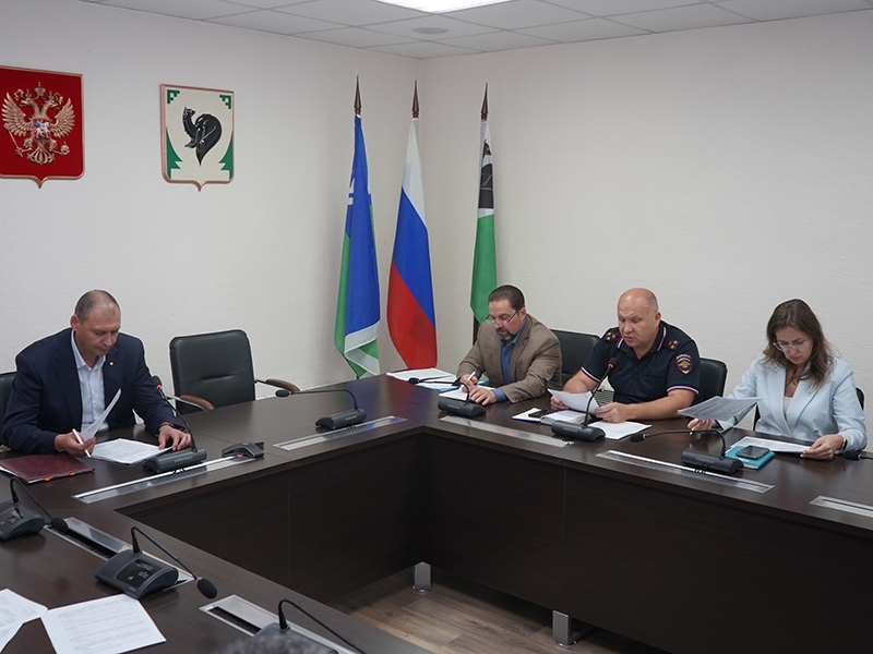 Совместное заседание Антитеррористической комиссии и Оперативной группы состоялось в администрации Мегиона