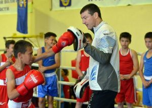 Евгений Макаренко: спорт начинается в семье