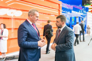 Руслан Кухарук и глава ДНР Денис Пушилин обсудили планы по дальнейшему восстановлению Макеевки