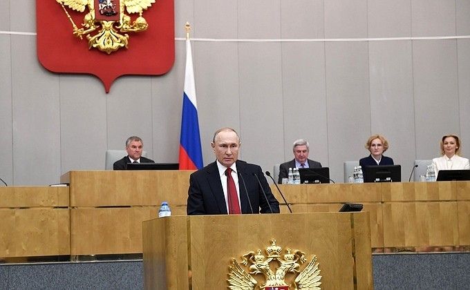 Госдума в основном чтении приняла законопроект о поправках к Конституции