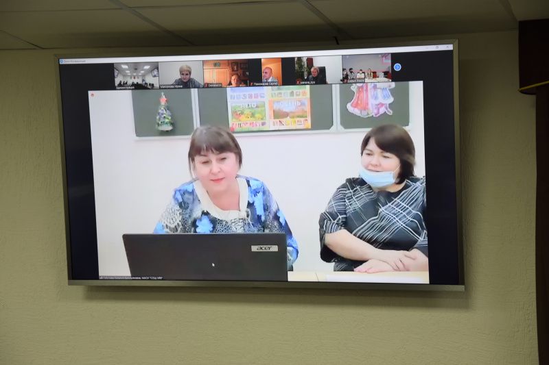 В Мегионе определят лучшего учителя и воспитателя детского сада