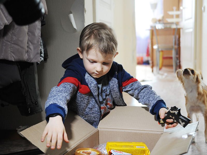 В Мегионе проходит акция «Корзина добра»