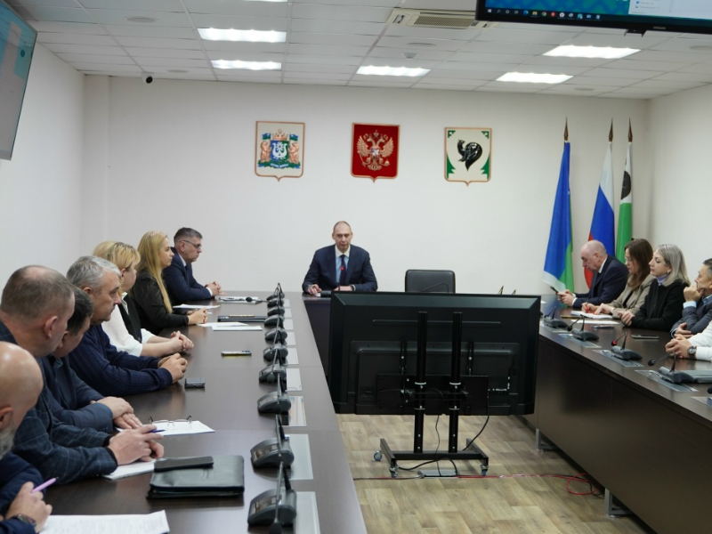 В Мегионе локализованы три пожара. Соблюдайте меры безопасности