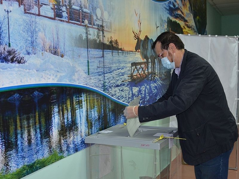 Жители города о поправках в Конституцию