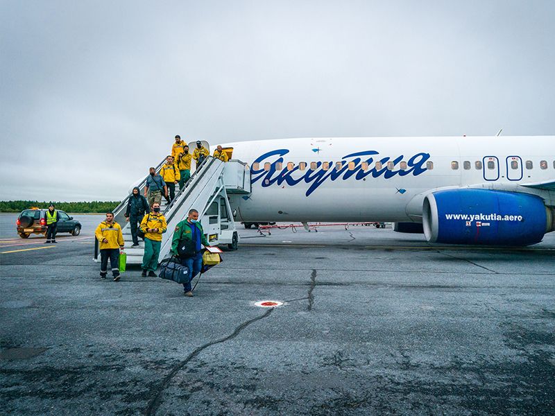 Лесные пожарные Югры вернулись из Якутии