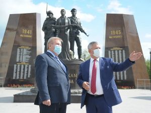 Мегион посетил председатель Думы Югры Борис Хохряков