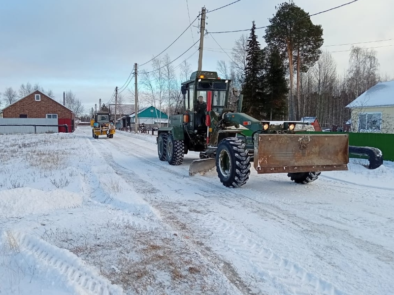 Уборка снега в городе: работа продолжается 