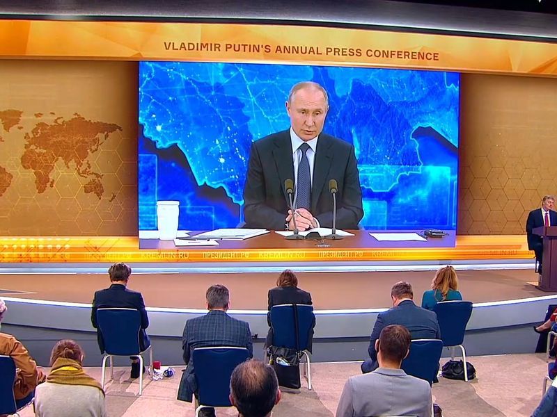 Президент России Владимир Путин провел  ежегодную пресс-конференцию