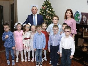 О мечтах и новогодних подарках с главой города Олегом Дейнека