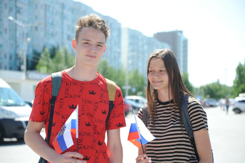 Город празднует