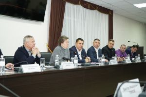 Наталья Комарова обсудила с главой Мегиона самые острые вопросы развития муниципалитета
