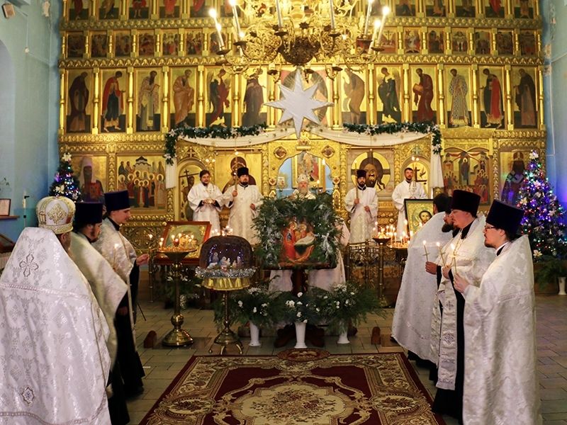 Олег Дейнека и митрополит Павел обсудили перспективы строительства церкви в Мегионе