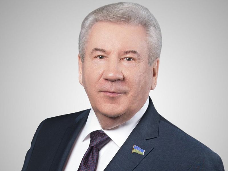 Дорогие земляки! Сегодня один из важнейших государственных праздников – День России!